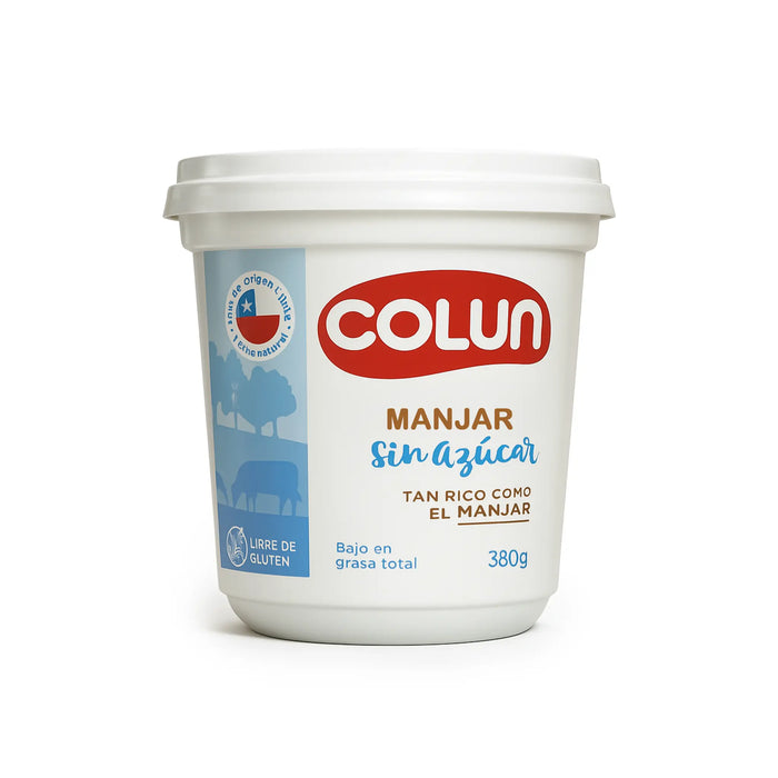 Envase de Colun manjar sobre fondo blanco