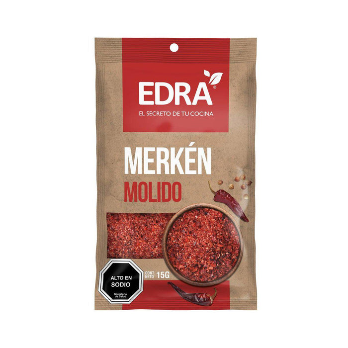 Un paquete pequeño de 15 gramos de copos de pimiento rojo.