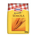 Una bolsa roja y amarilla de Sémola de Carozzi. Un producto importado de Chile.