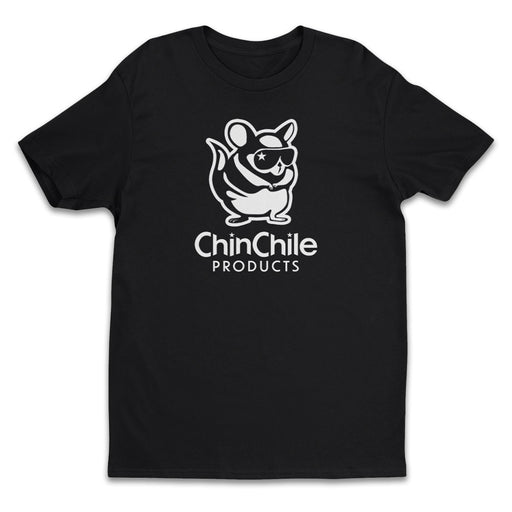 Una camiseta negra con el logotipo de ChinChile en blanco en la parte delantera. 