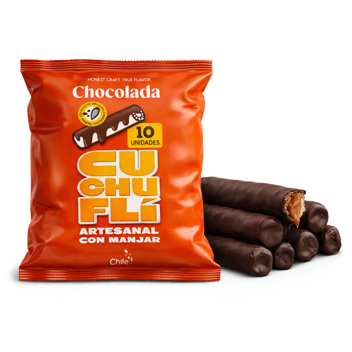 Envase naranja de Chocolada Cuchufli con snacks de chocolate sobre fondo blanco.