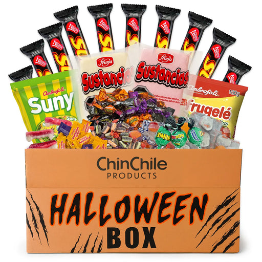 Caja de caramelos de Halloween con varios paquetes de caramelos y la marca 'ChinChile Products'.