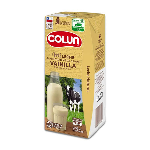 Una caja de 200 ml de leche de vainilla de color crema con el dibujo de una vaca y un vaso de leche en la parte delantera.