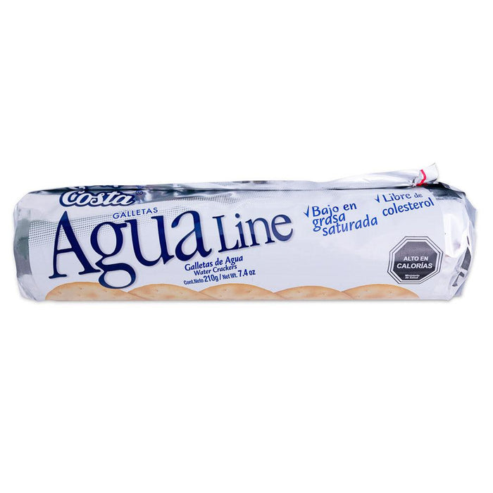 Un paquete blanco y plateado de galletas Agua Line de Costa.